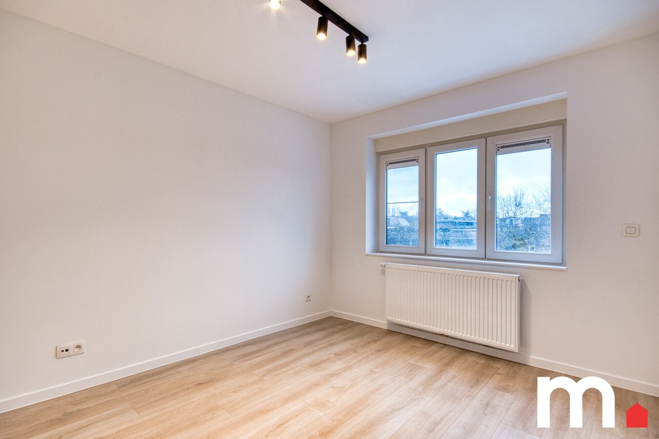 Instapklare woning te Lendelede met 4 slaapkamers en 2 badkamers nabij het centrum TOPPER! 