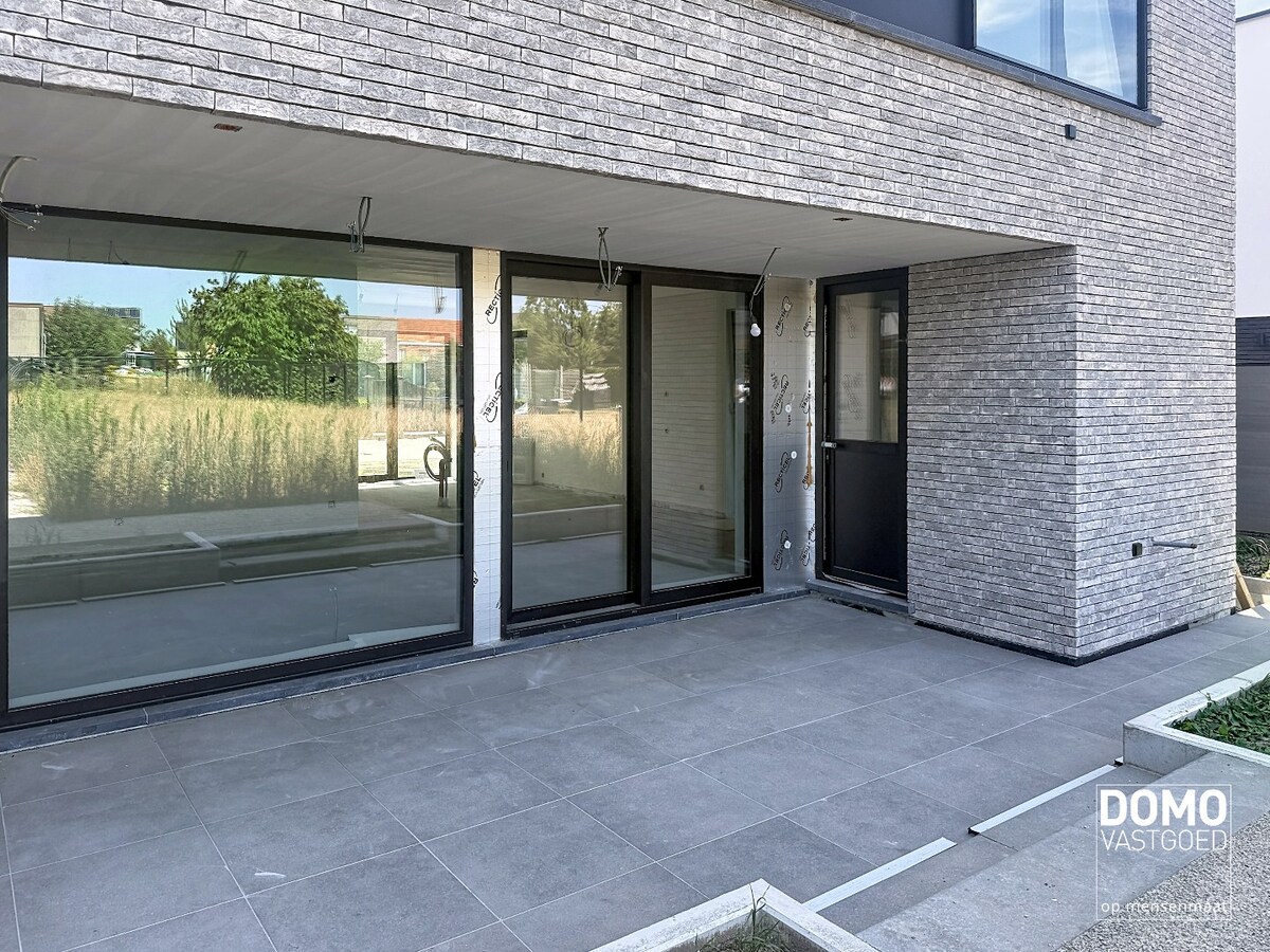 EXCLUSIEVE ENERGIEARME NIEUWBOUWWONINGEN MET 4 SLAAPKAMERS, TUIN &amp; CARPORT IN HARTJE KERMT (HASSELT) 
