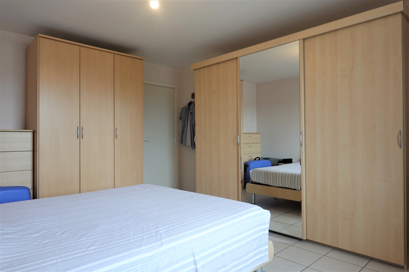 Duplexappartement in centrum Gistel met garage 