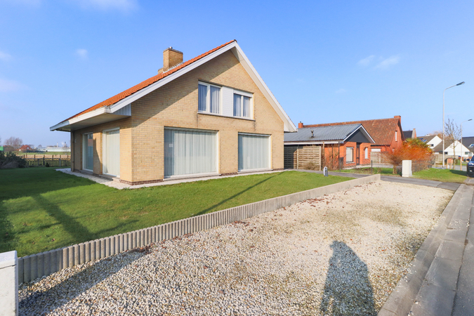 Verkocht villa - Oostrozebeke