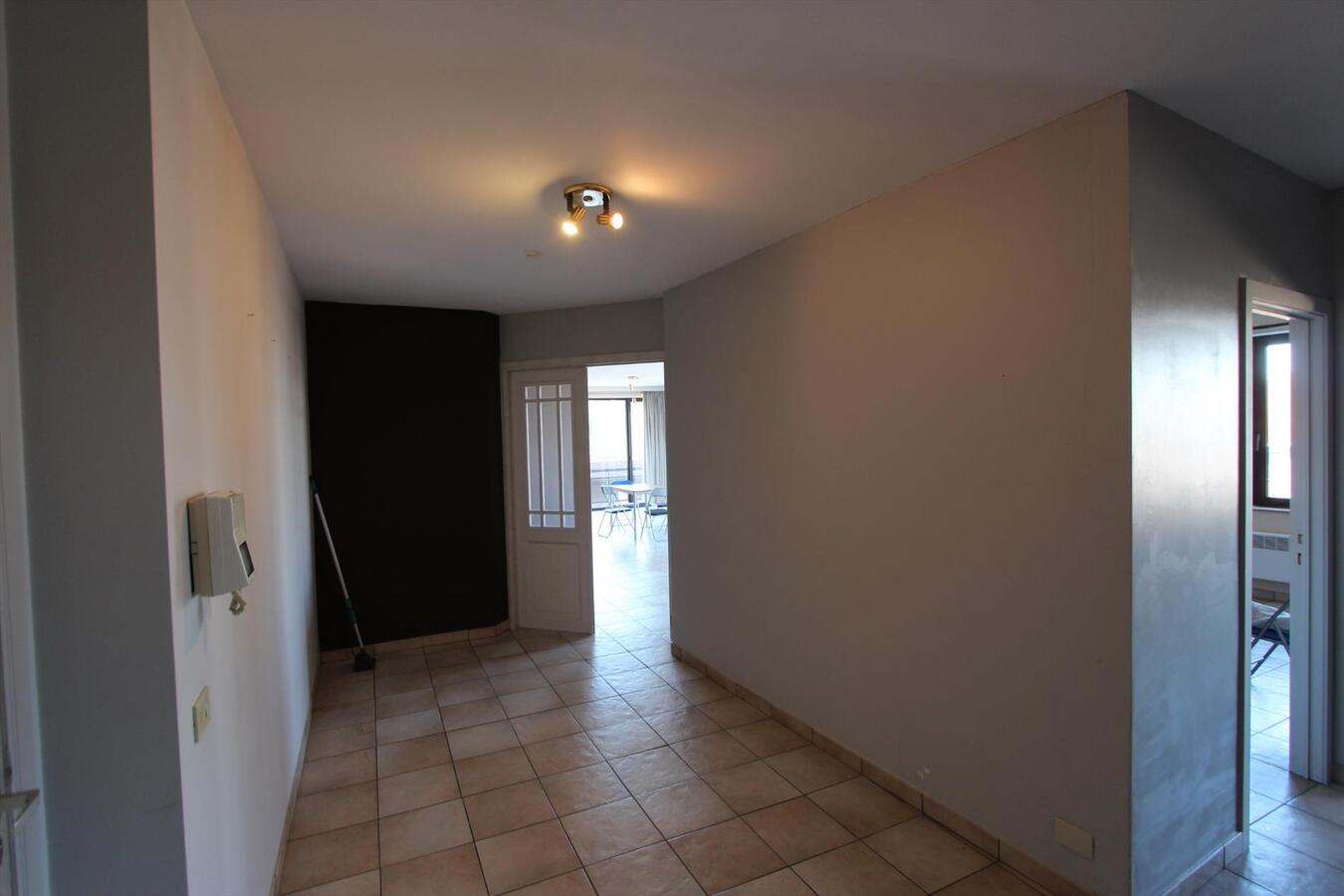 Appartement met 2 slaapkamers en garage te Roeselare 