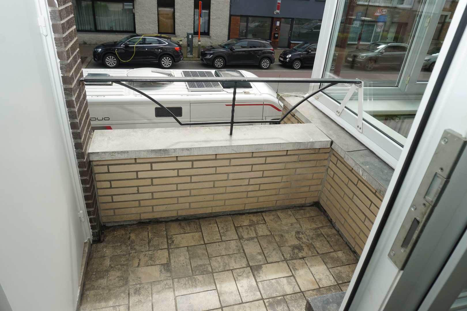 ONGEMEUBELD 2 SLP APP. TE HUUR GELEGEN VOORHAVENLAAN 