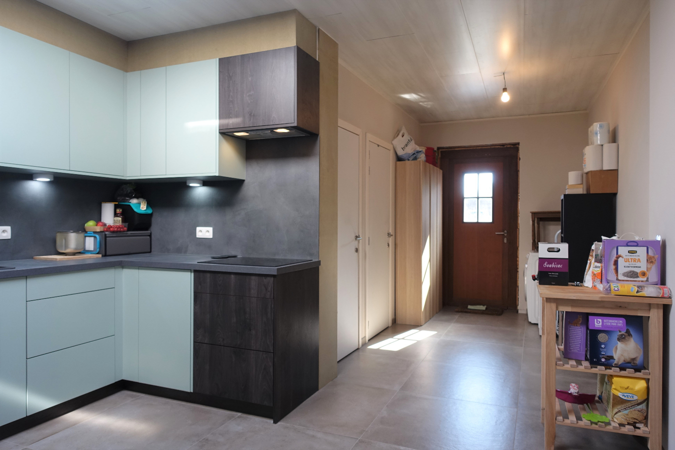 Instapklare woning met zonnige tuin in het centrum van Eernegem 