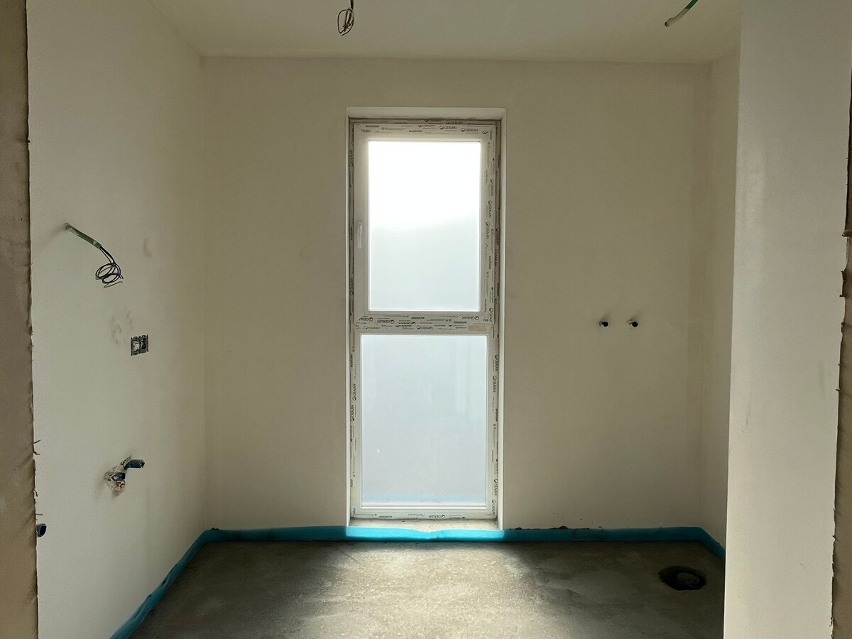 Casco+ appartement. Uniek uitzicht ! 2 slaapk., 3de verdiep. Lift. Verkoop met REGISTRATIE (geen BTW) ! 