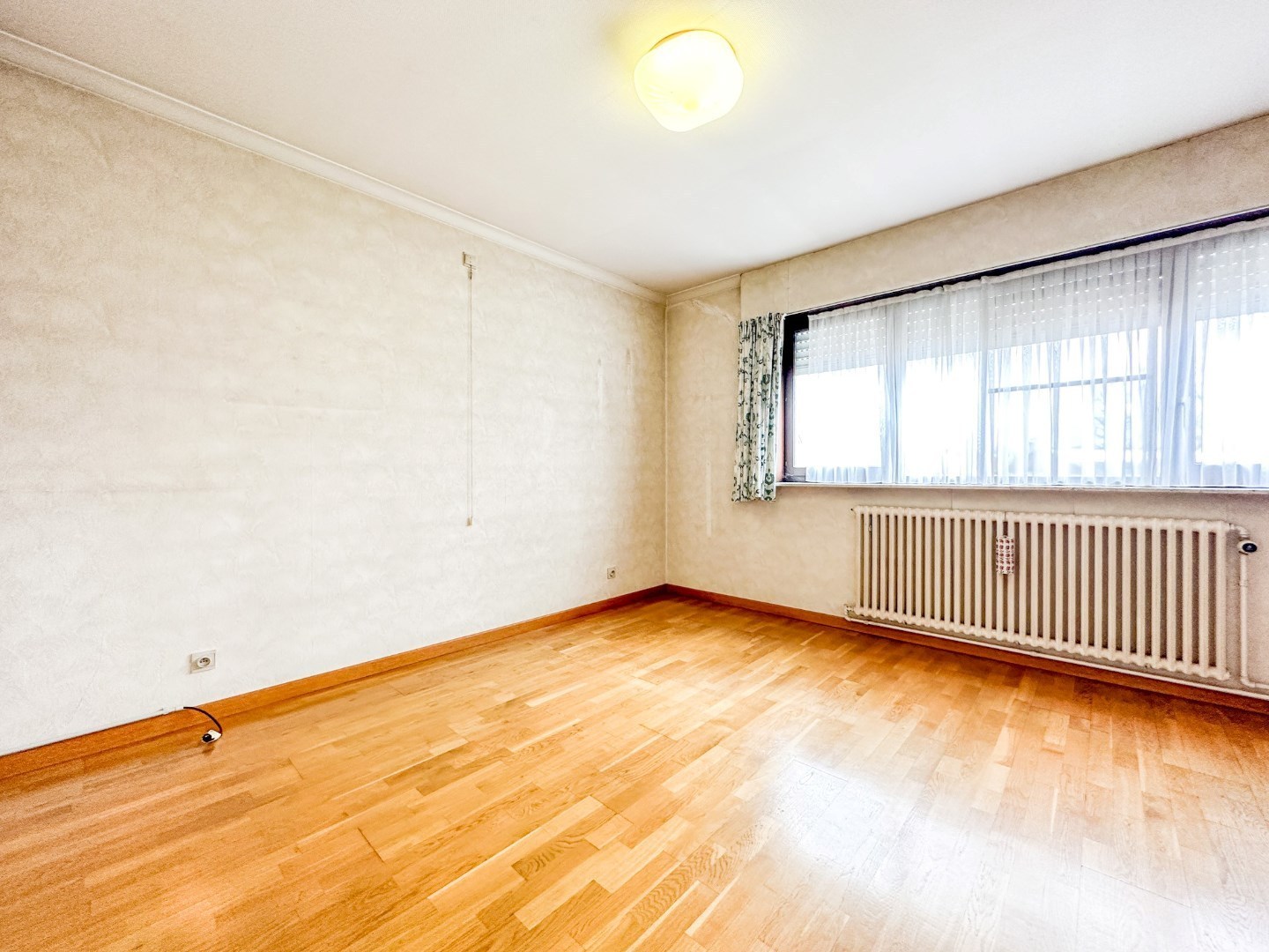 Stadswoning met private garage, terras en tuin, mét lift, Torhout 