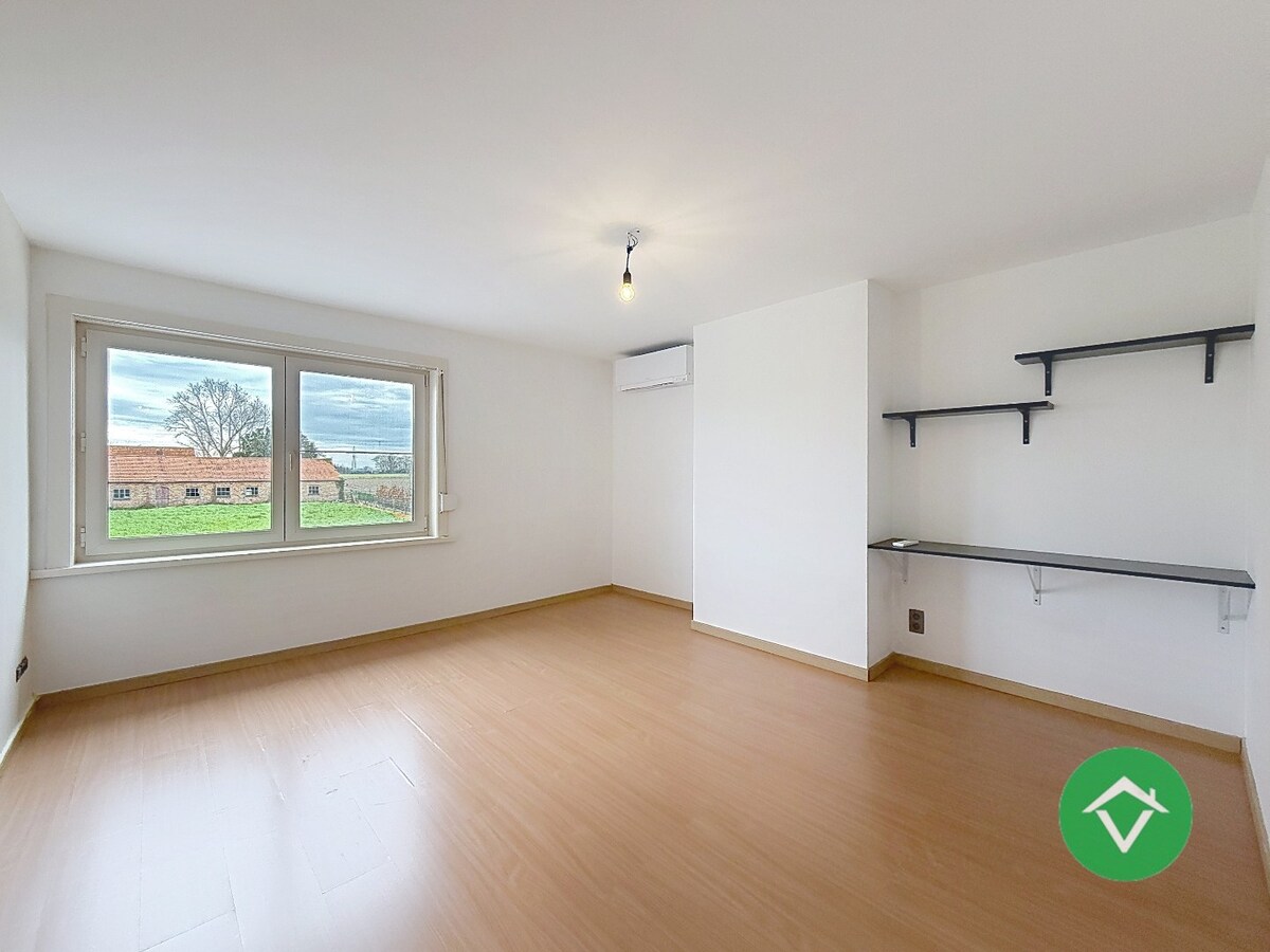 Instapklare woning met 3 slaapkamers en garage te Koekelare 