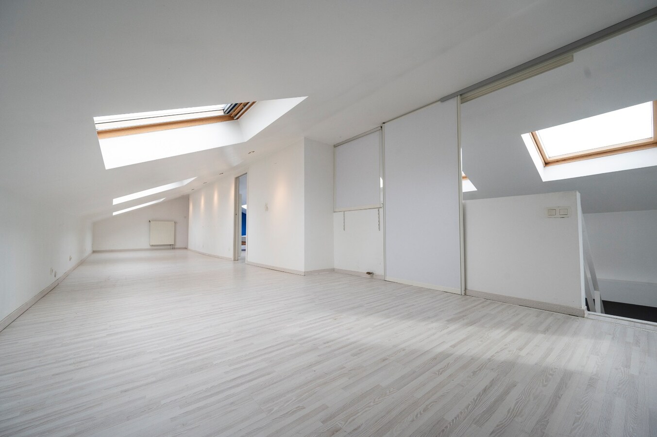 EXCLUSIEVE LOFTVILLA IN OASE VAN RUST OP ZUCHT VAN ZEE 