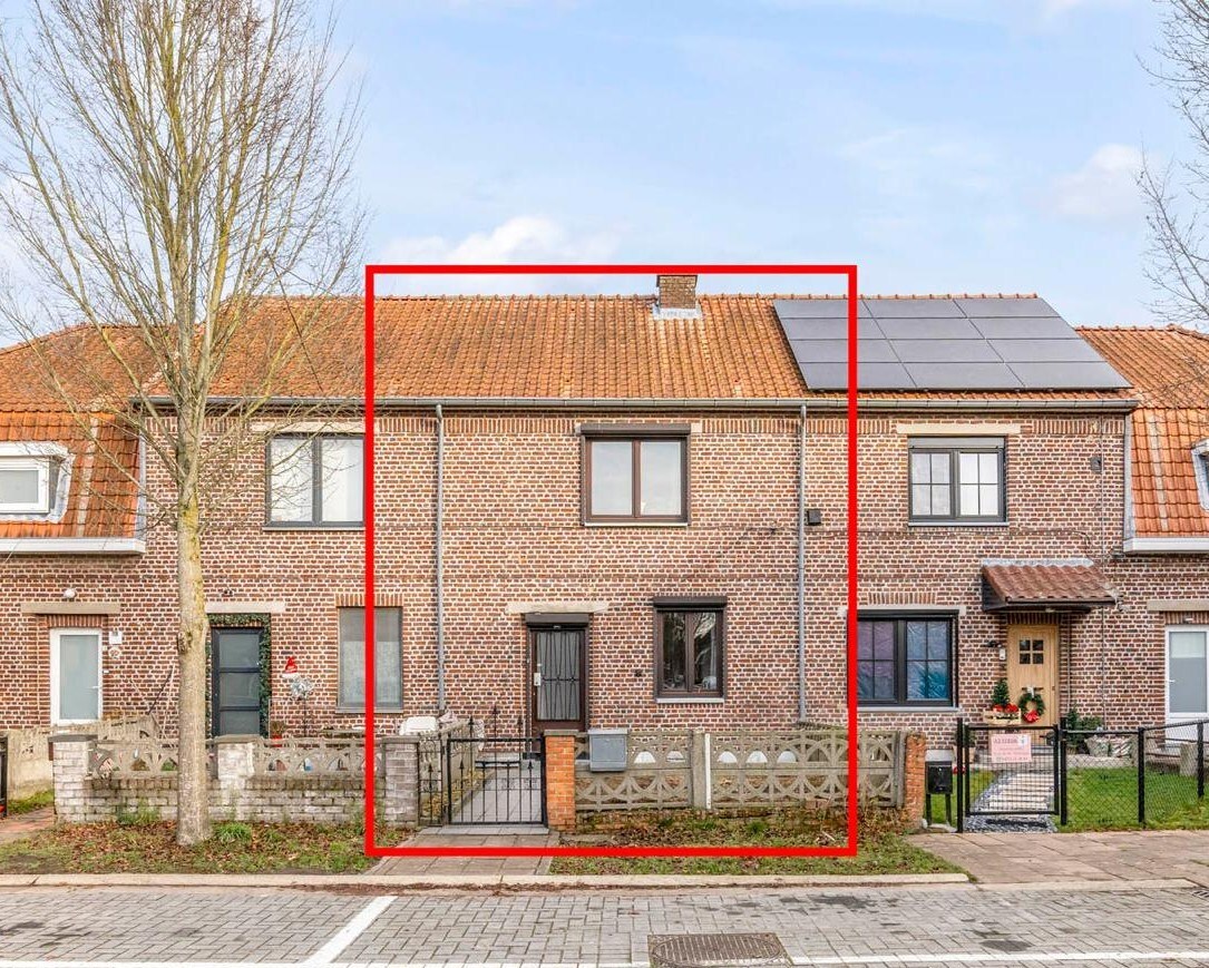 Instapklare gezinswoning met 3 slaapkamers, tuin en garage te Genk 