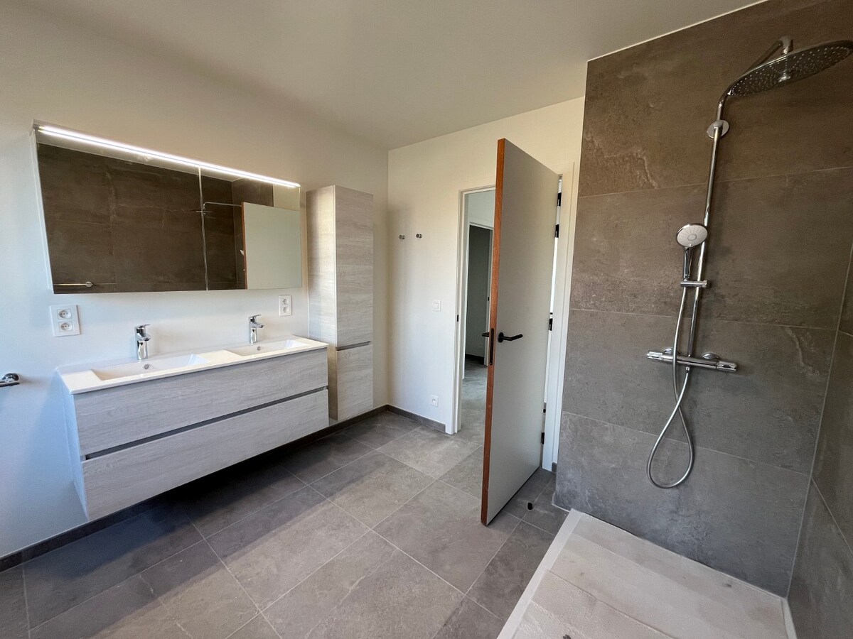 Nieuwbouw bel-etage in hartje Dikkelvenne 