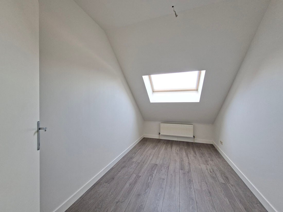 Knus dakappartement met twee slaapkamers 