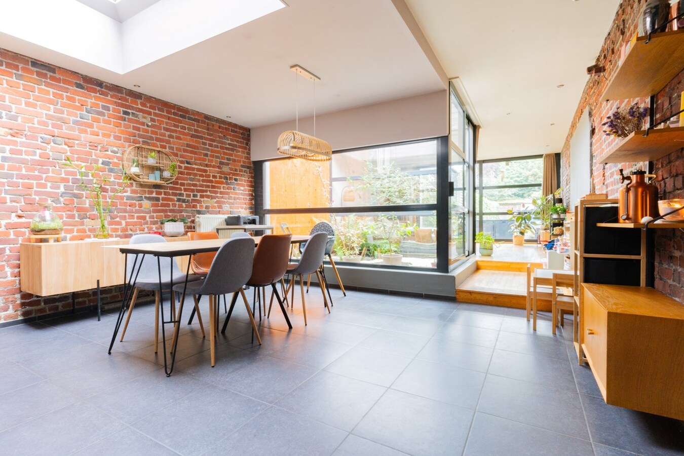 Maison atypique avec jardin et garage, COUP DE COEUR !! 