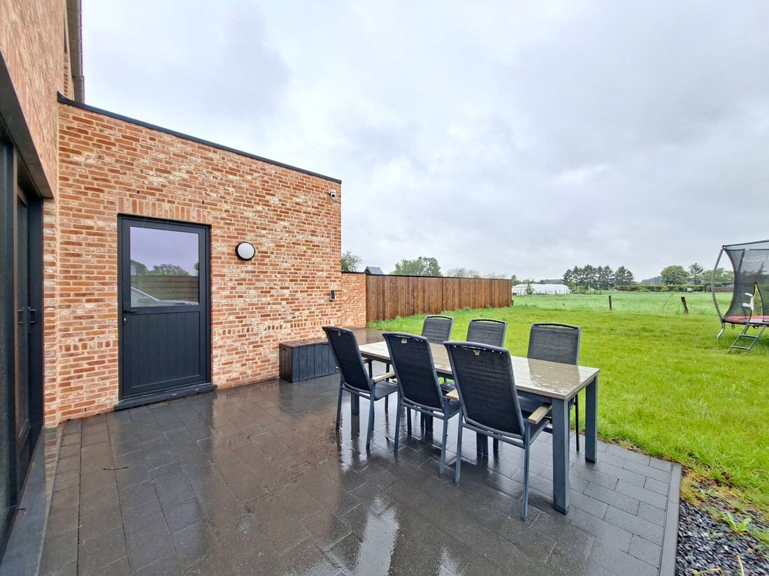 Stijlvolle nieuwbouw woning te Peer 