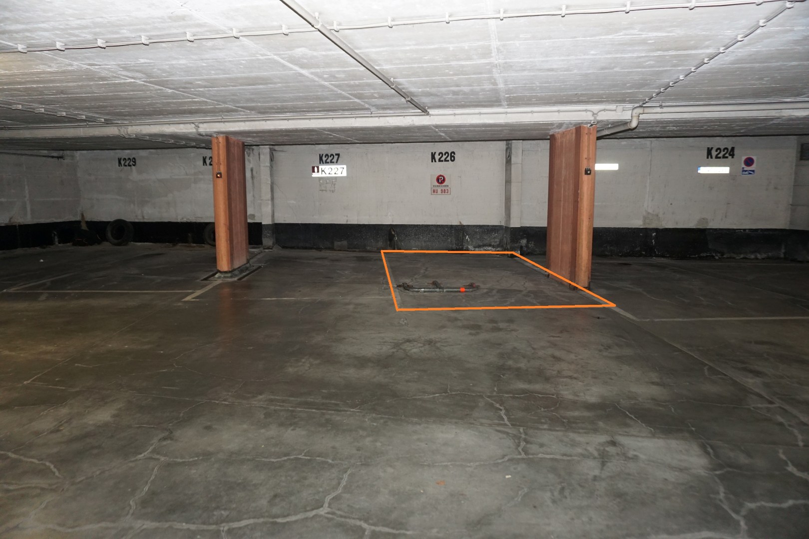 Autostaanplaats in parking Leopold 