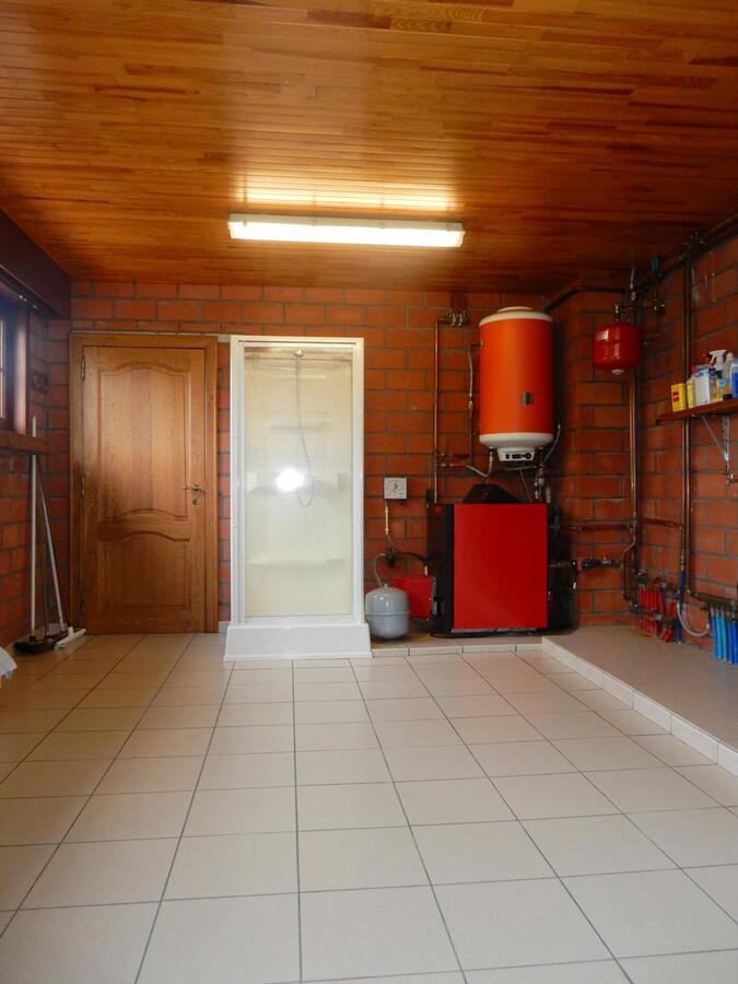 Charmante fermette met 2 garages 