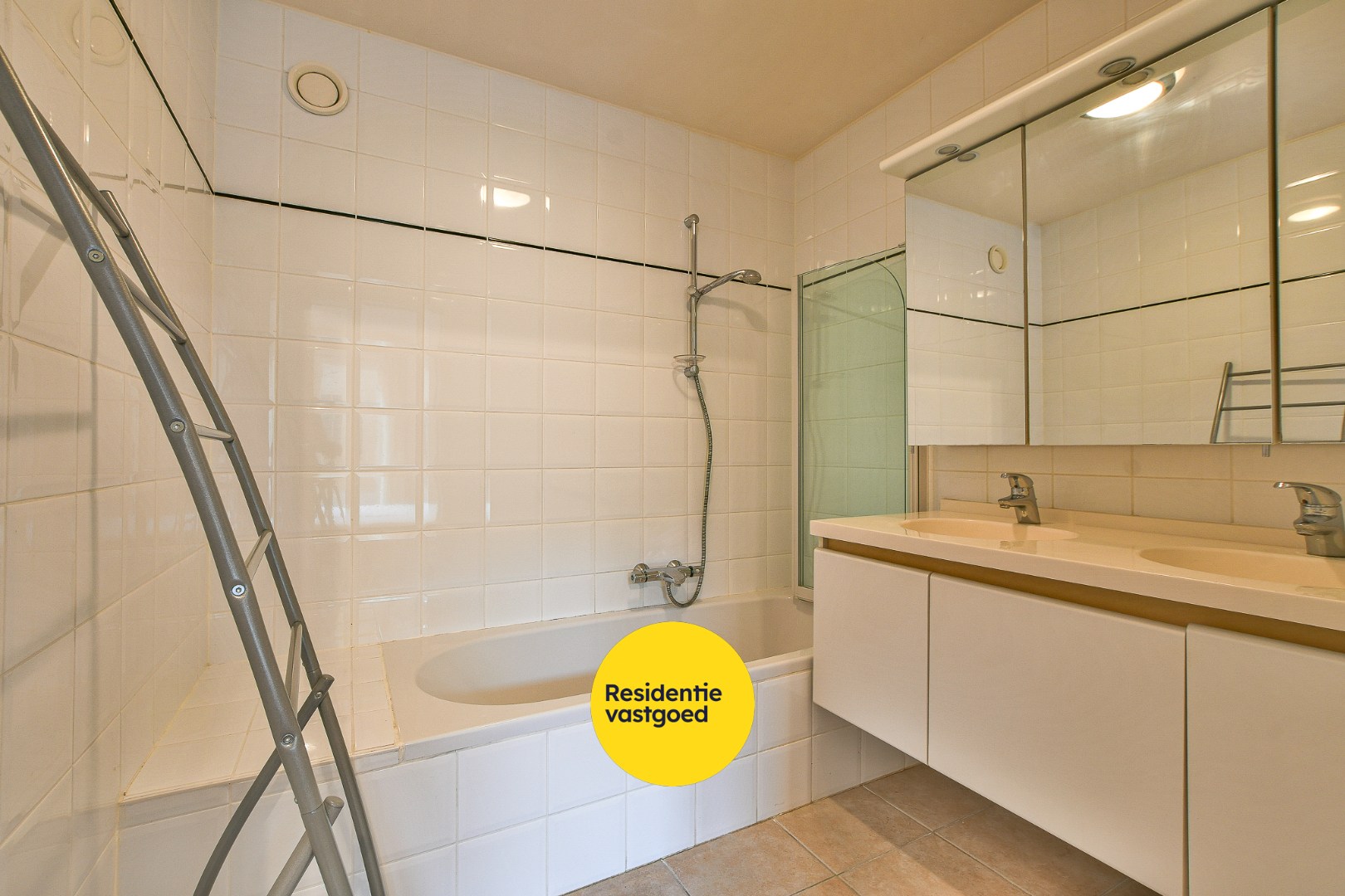 Instapklaar appartement te koop met 2 terrassen en 1 slaapkamer te Zeebrugge 