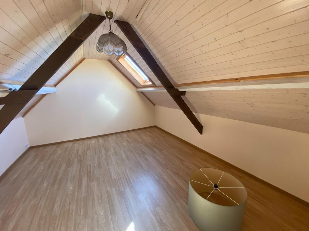 Landelijk gelegen woning met grote tuin 