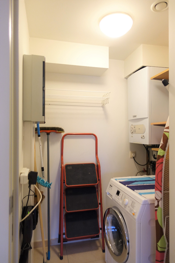 Gelijkvloers appartement met tuin en garage 