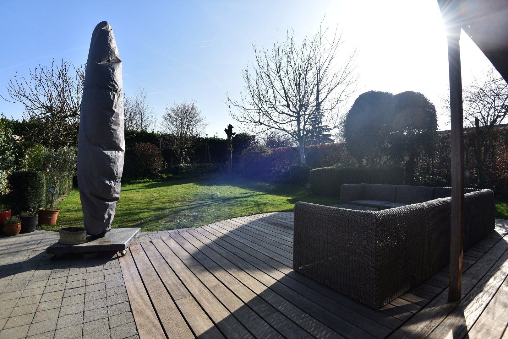 Gerenoveerde open bebouwing te koop te Lievegem 