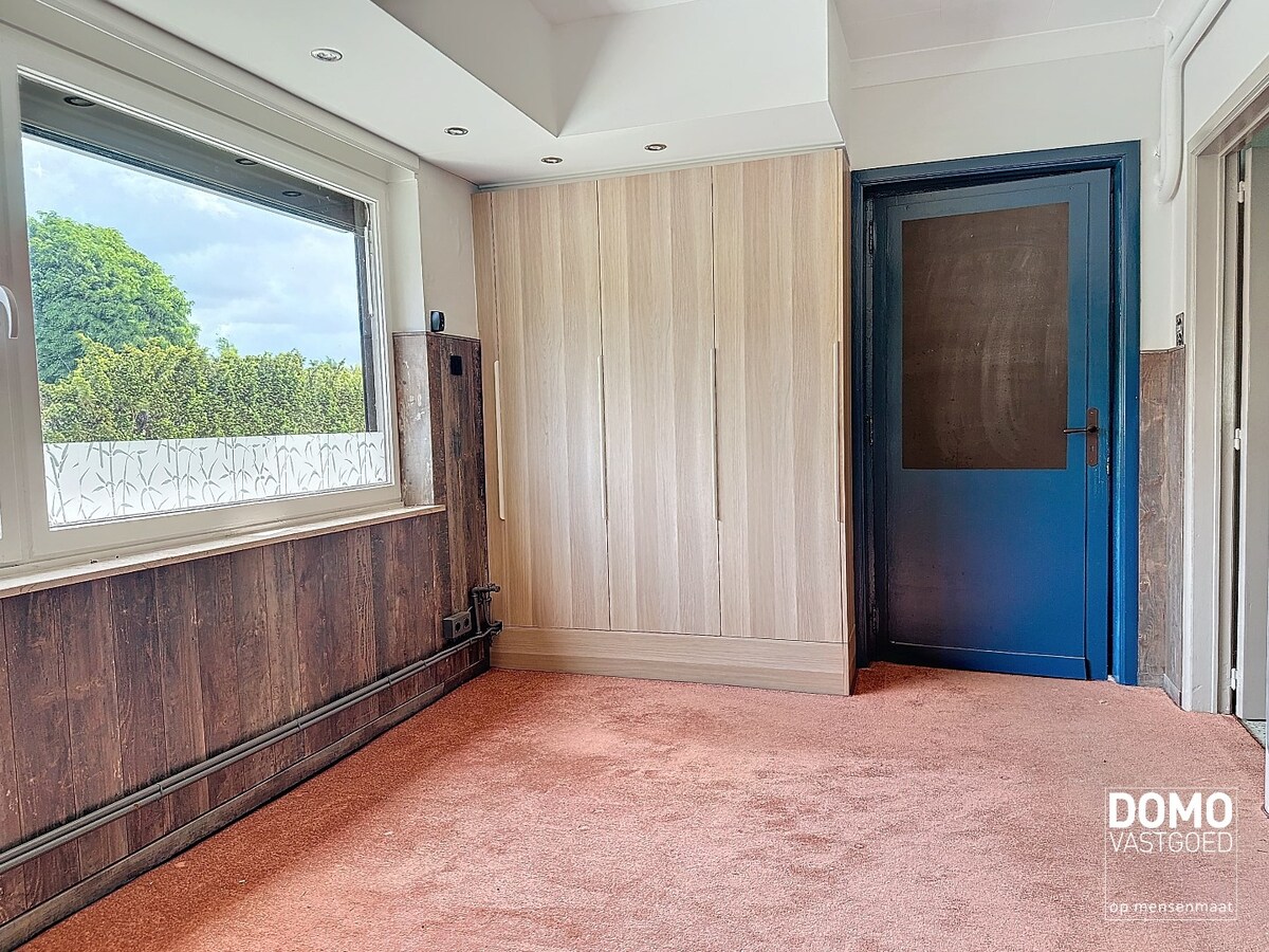 Zeer ruime half open bebouwing gelegen te Hasselt 