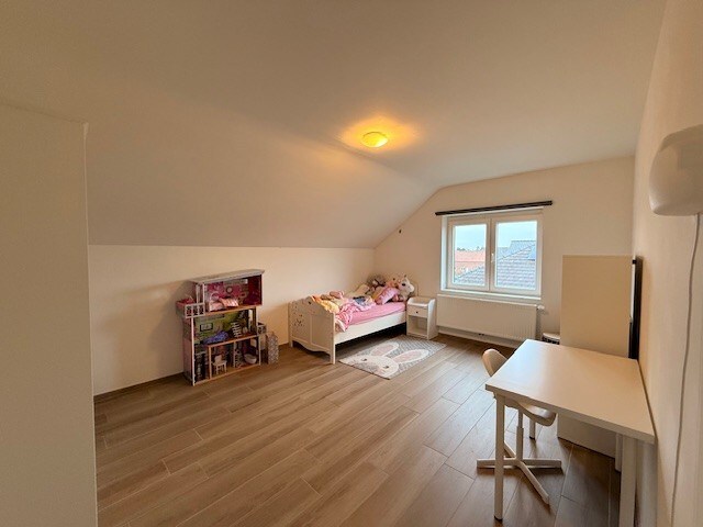 Recent appartement landelijk gelegen op de 1ste en 2de verdieping te Dilsen-Stokkem! 