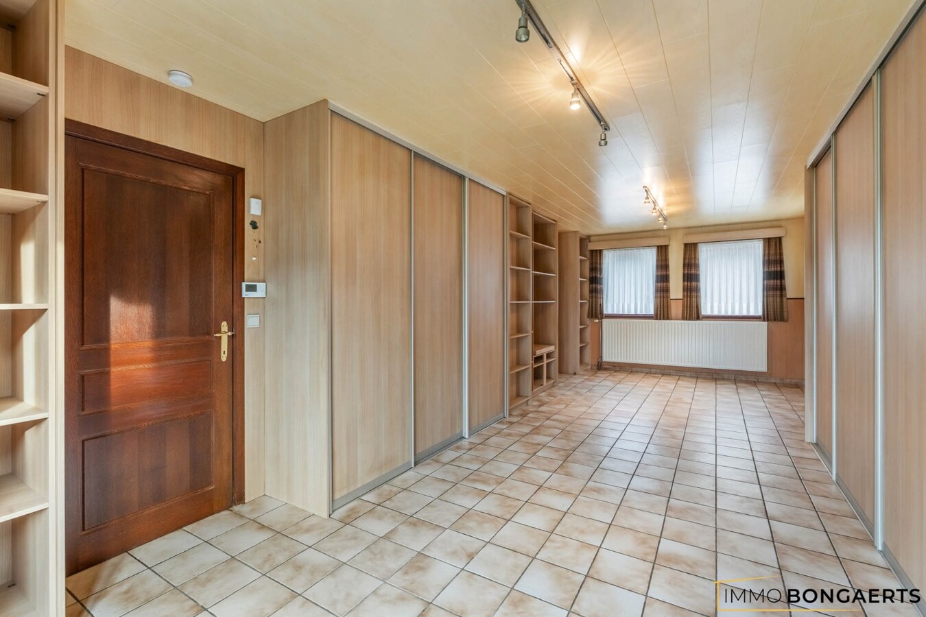 Woning met inpandige garage 