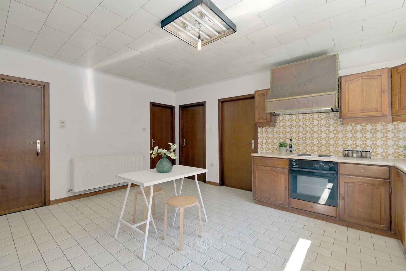 Degelijke eigendom in hartje Dikkelvenne 