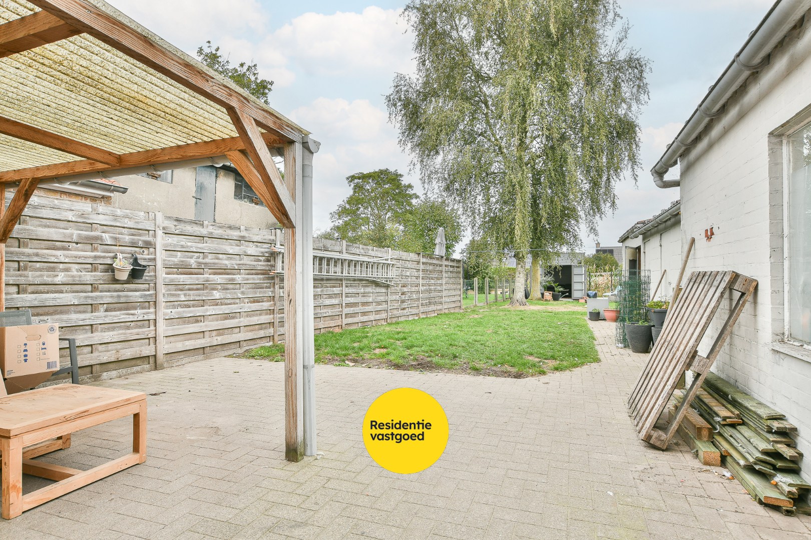 Te renoveren woning in het centrum van Veldegem 