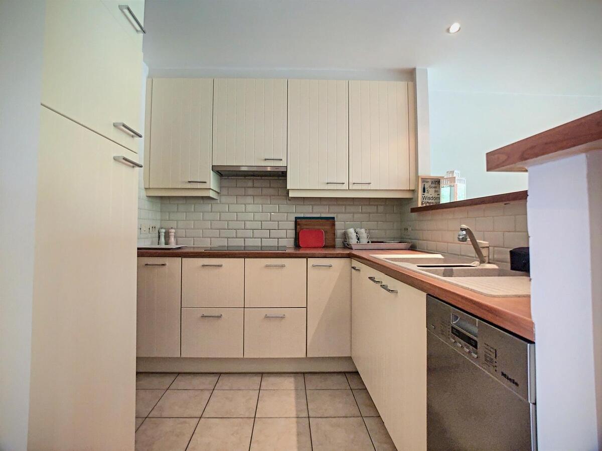 Knap woonappartement met grote balkons en open zicht - Heist 