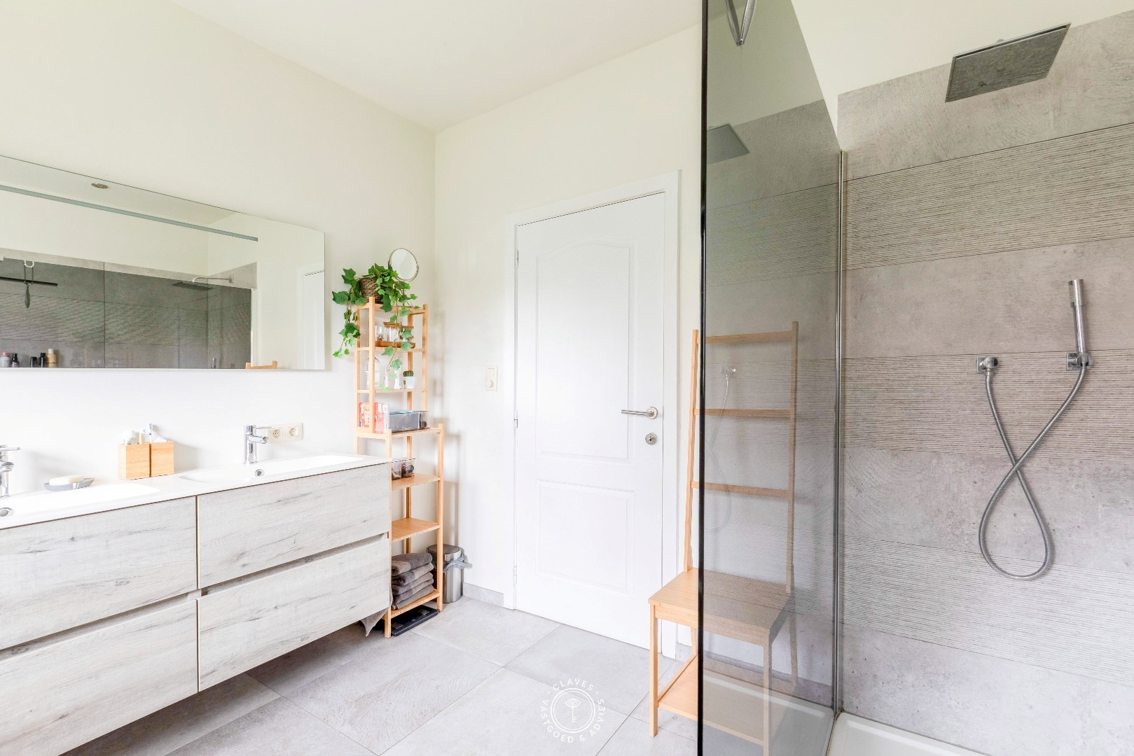 Ruime open bebouwing in Berlare op mooi perceel 