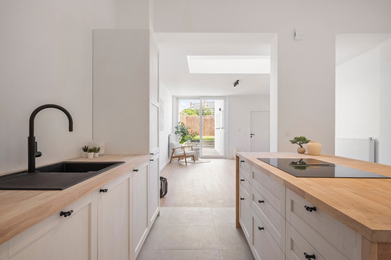 Instapklare ruime woning met tuin nabij de Leie ! *** NONO INSPIRED *** 