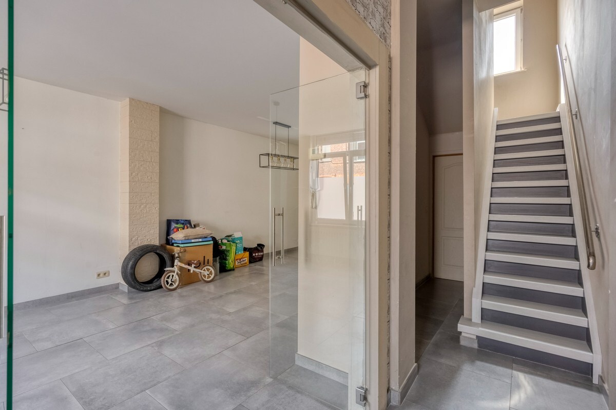 Prachtige rijwoning 3 slaapkamers en zonnige tuin te Tienen 