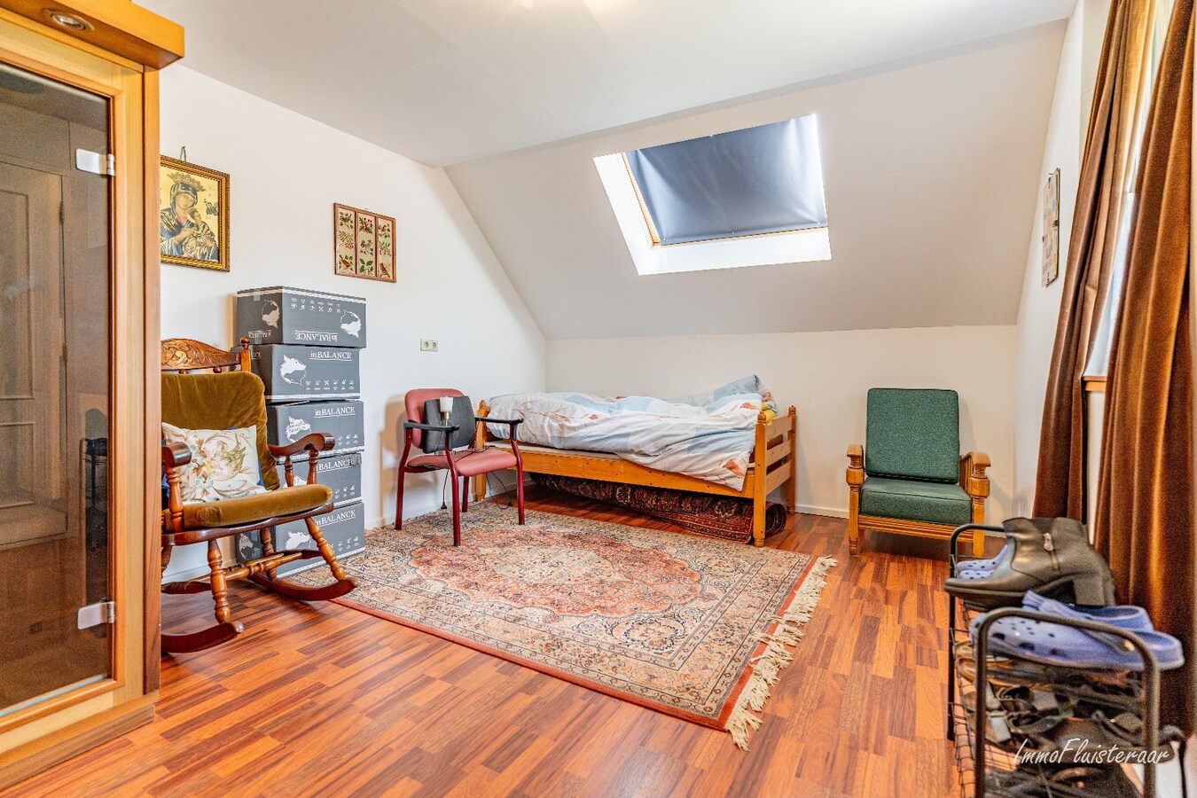 Woning met stalgebouwen en buitenpiste op ca. 6ha te Bocholt 