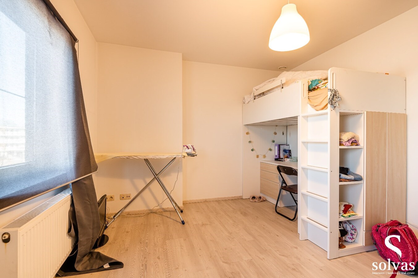 Ruim 3-slaapkamer appartement te Aalter! 