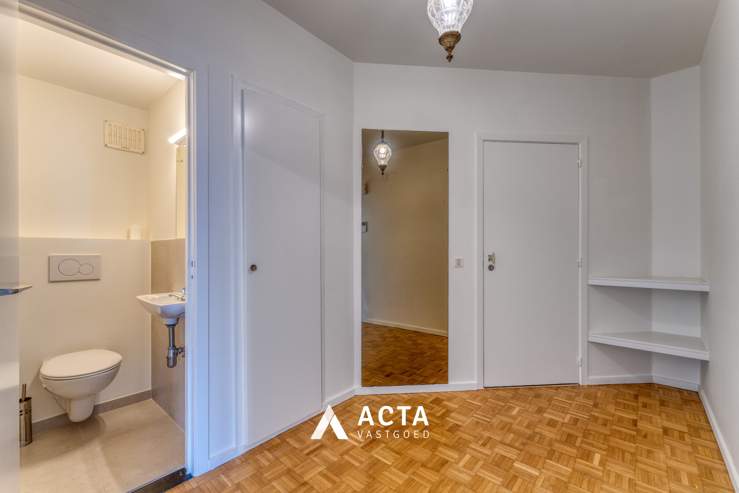 Appartement met twee slaapkamers op het Leopold I-Plein 