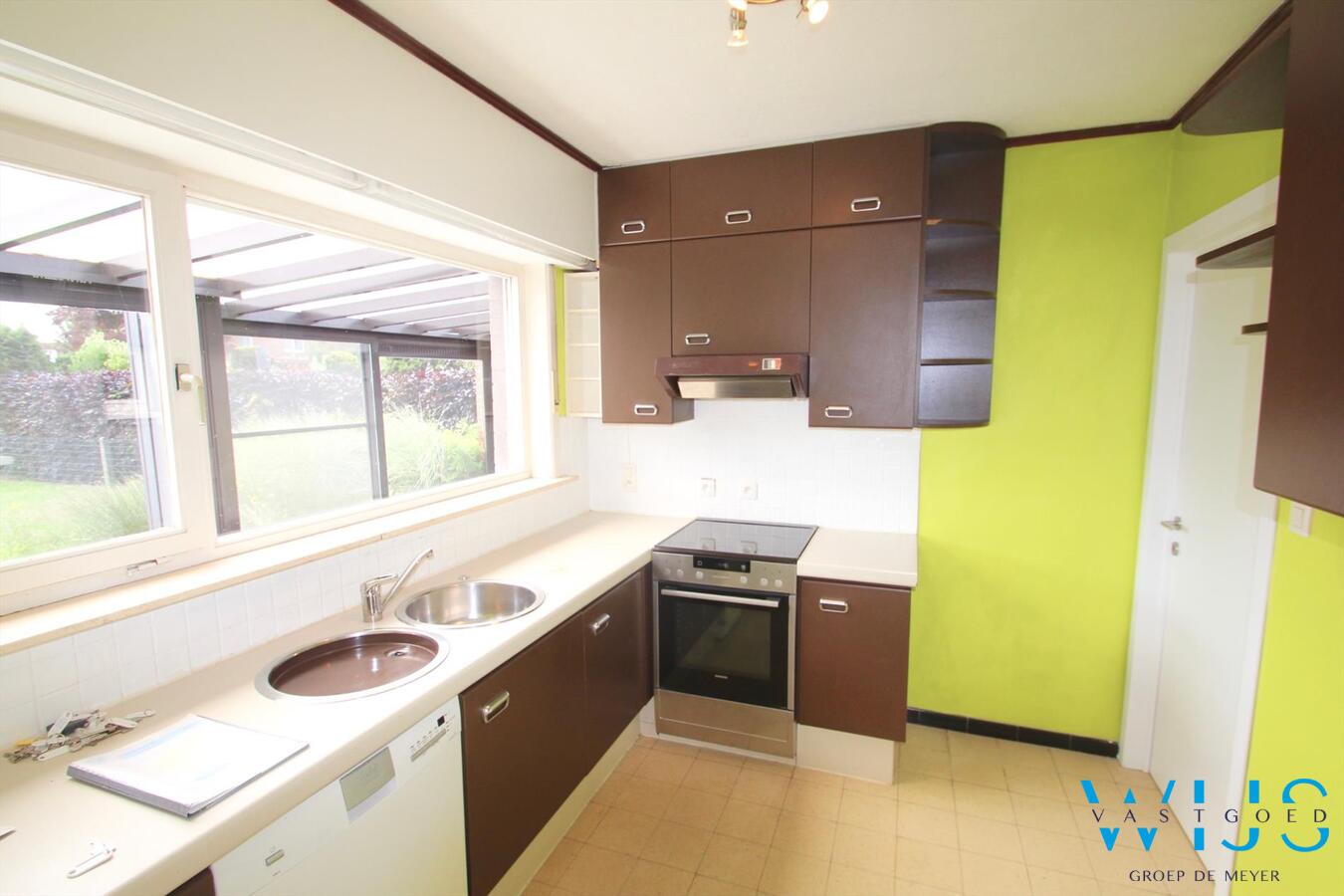 Gezellig woonhuis op een zeer rustige locatie te Lembeke ! 