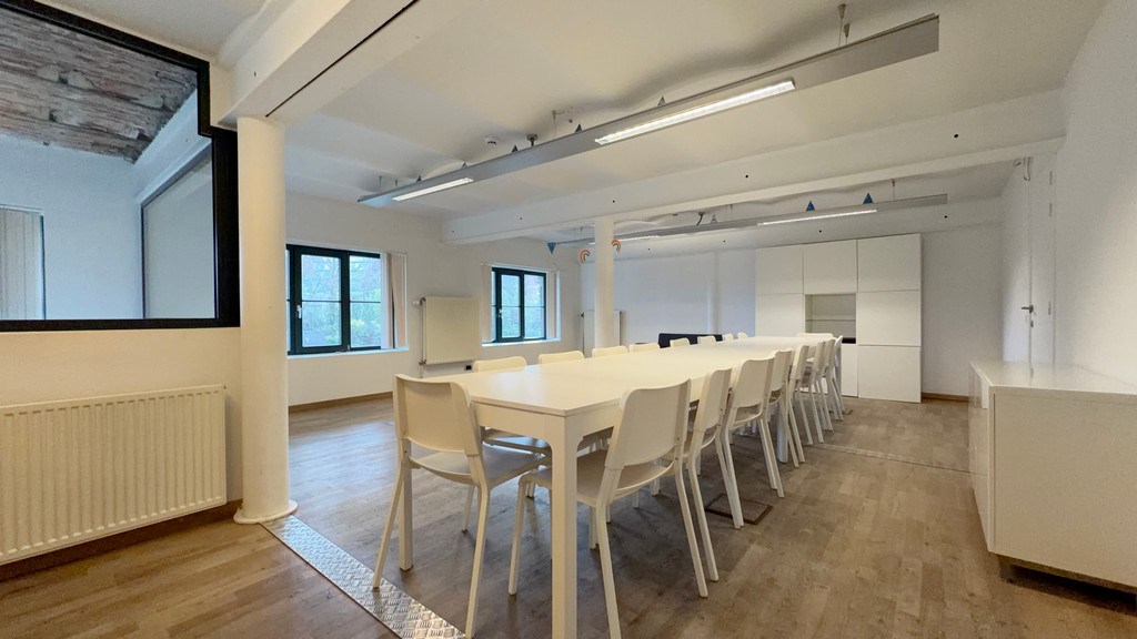 Hippe loftkantoren te huur in Lousbergpark in Gent