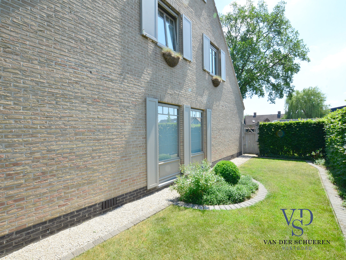 Ruime, tijdloze villa. Uitstekende ligging. 