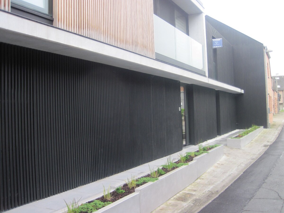 1 slp gelijkvloers appartement met tuin. 