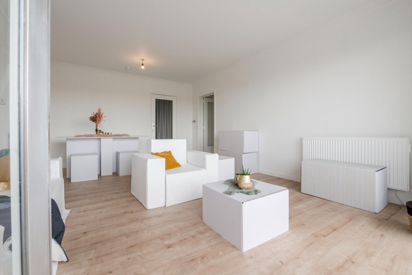 Appartement met 2 slaapkamers en autostandplaats te Roeselare 