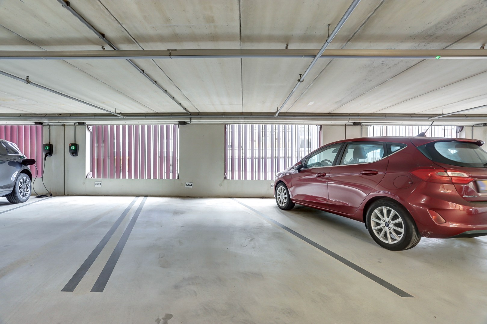 Ultiem luxe wonen in de iconische The CoolTower met spectaculair uitzicht, royaal terras (34 m²) en moderne afwerking in het bruisende hart van Rotterdam! 