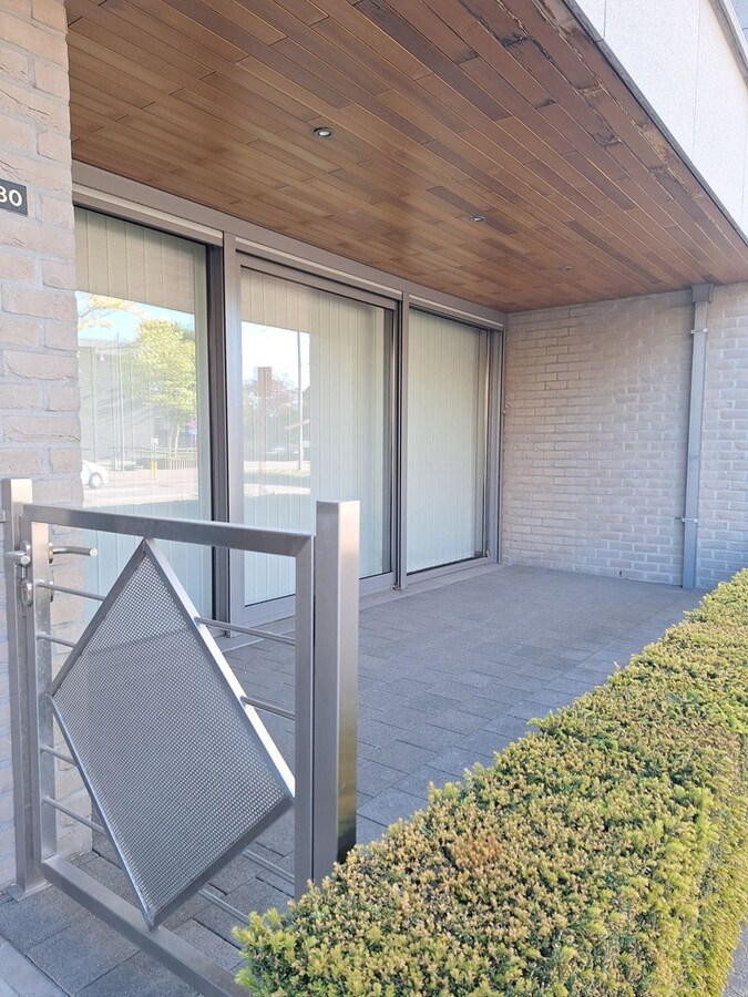 Modern gelijkvloers appartement te Kermt 