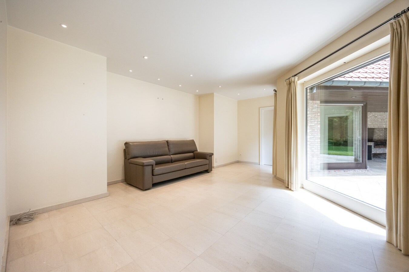 Exclusieve villa met gelijkvloerse master suite, prachtige tuin en uitzonderlijk wooncomfort 