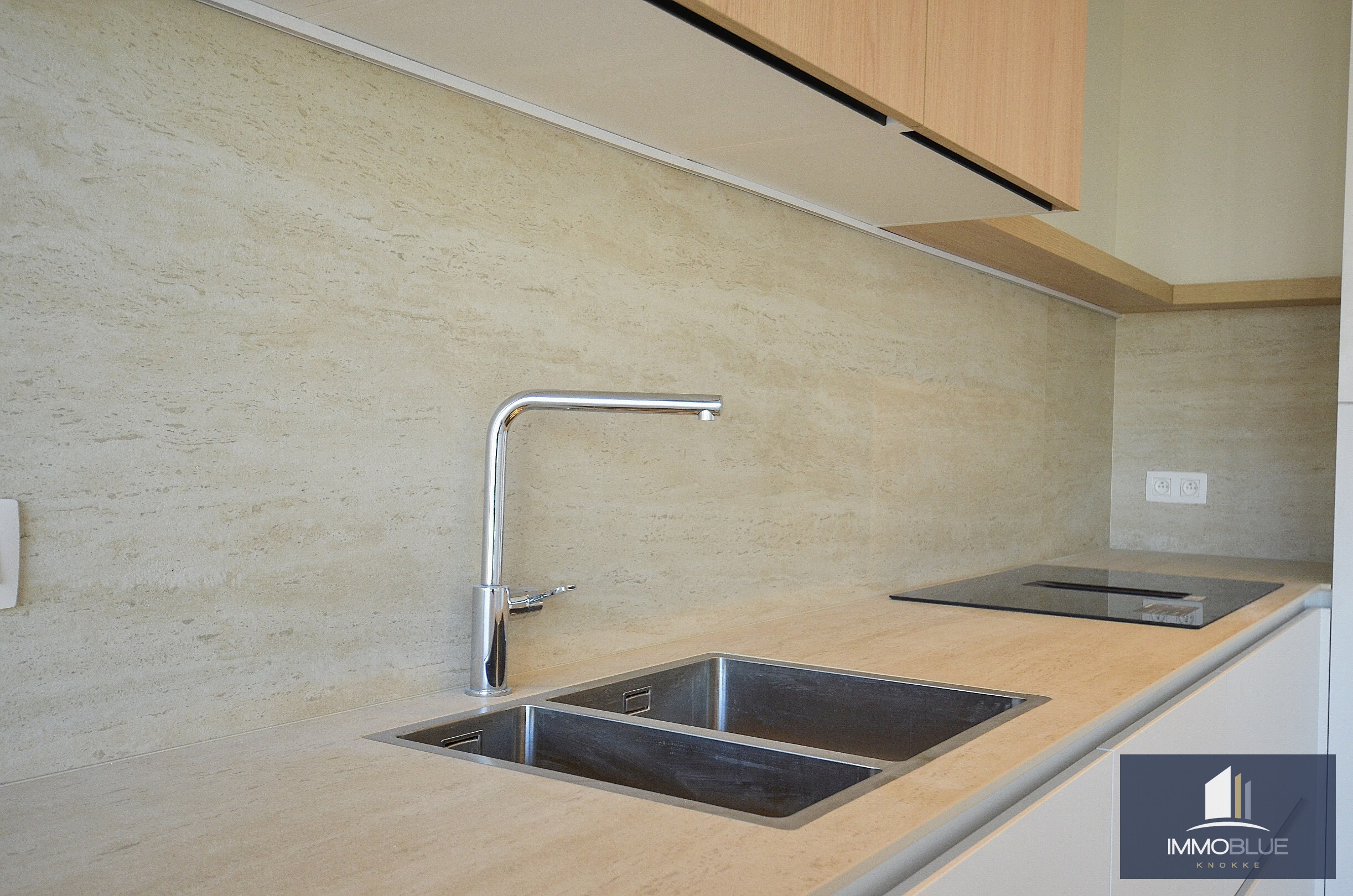 Nieuwbouw: Licht en modern nieuwbouwappartement met terras nabij Duinenwater. 