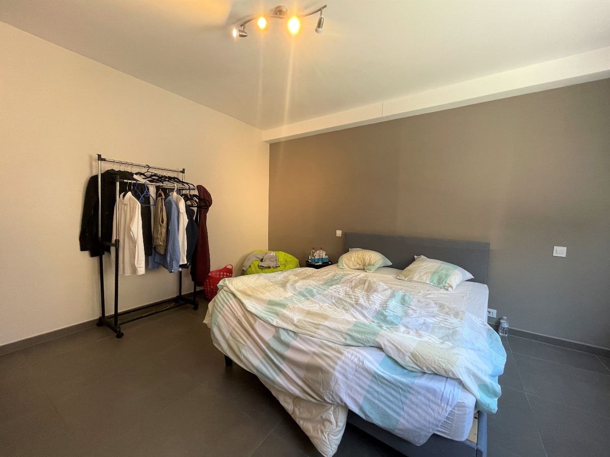 Gelijkvloers, nieuwbouwappartement met 2 slaapkamers en terras te centrum Aartrijke (geen gemeenschappelijke kosten) 