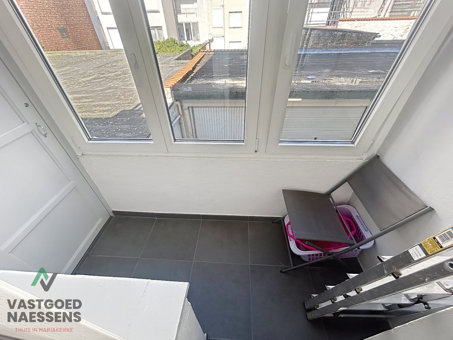 Prêt à emménager, appartement d'1 chambre à proximité de la digue. 