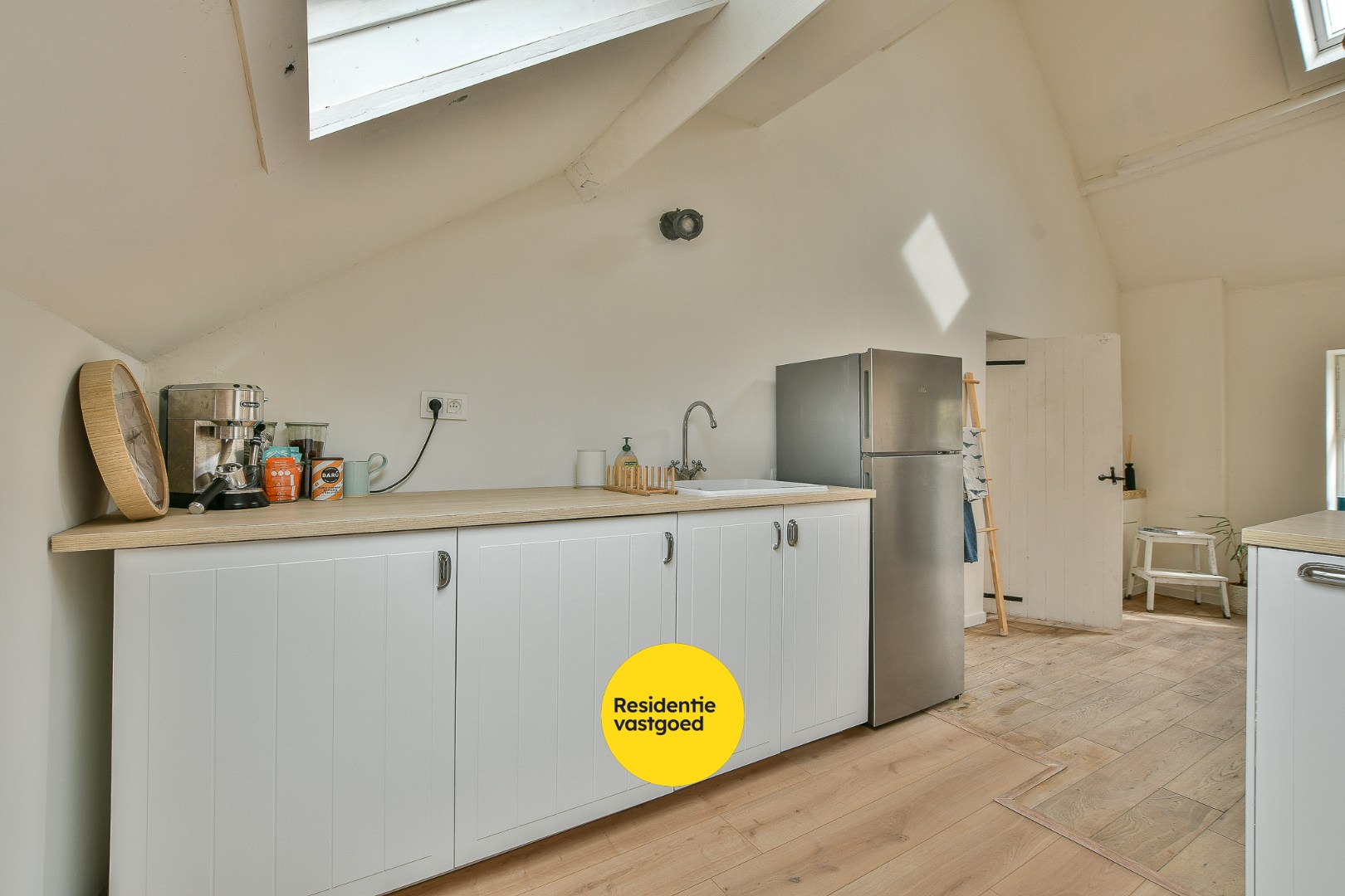 Charmante hoeve op 709m² in bosrijke omgeving aan de kust te koop! 