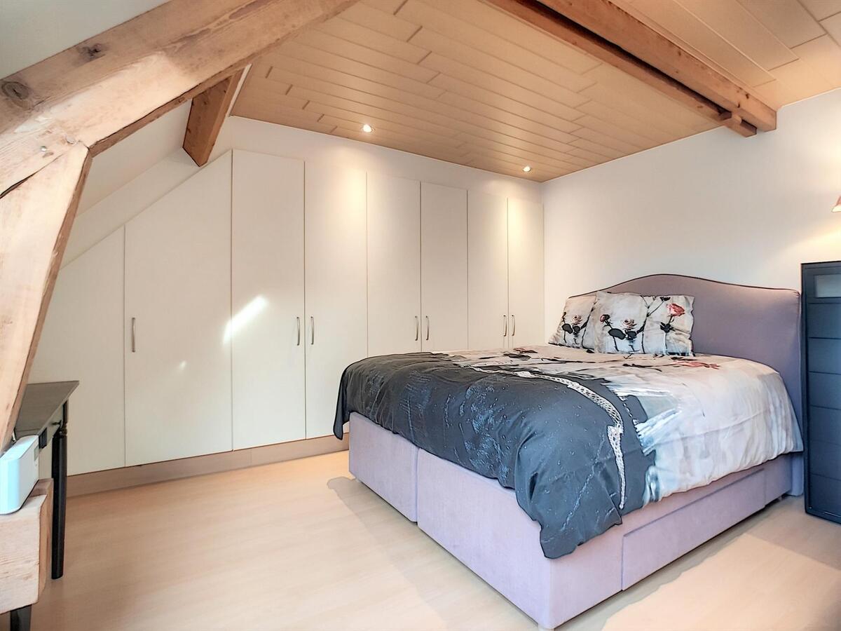 Kwalitatieve duplex op centrale ligging - Heist 