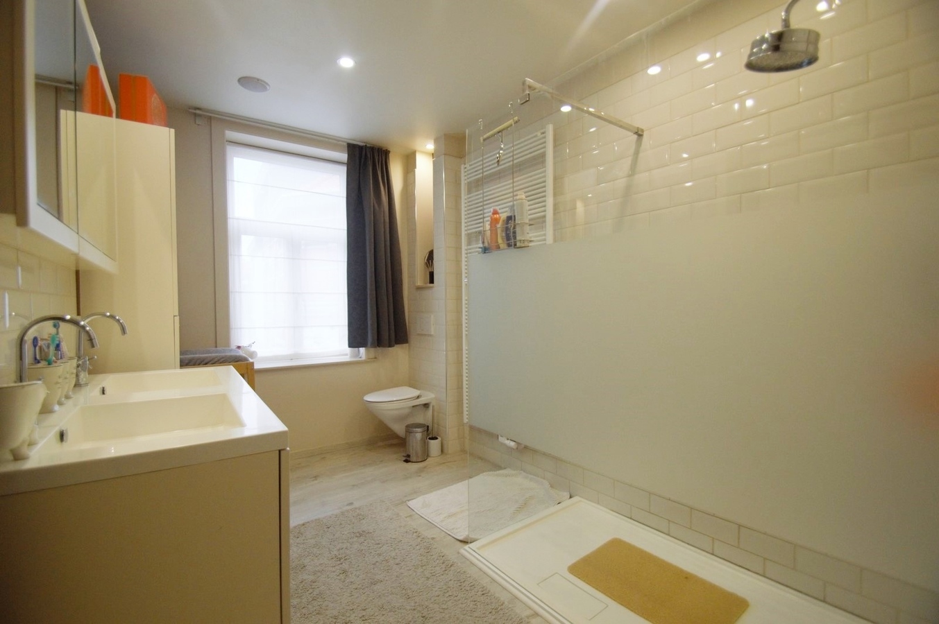 Volledig gerenoveerde woning - Heist 