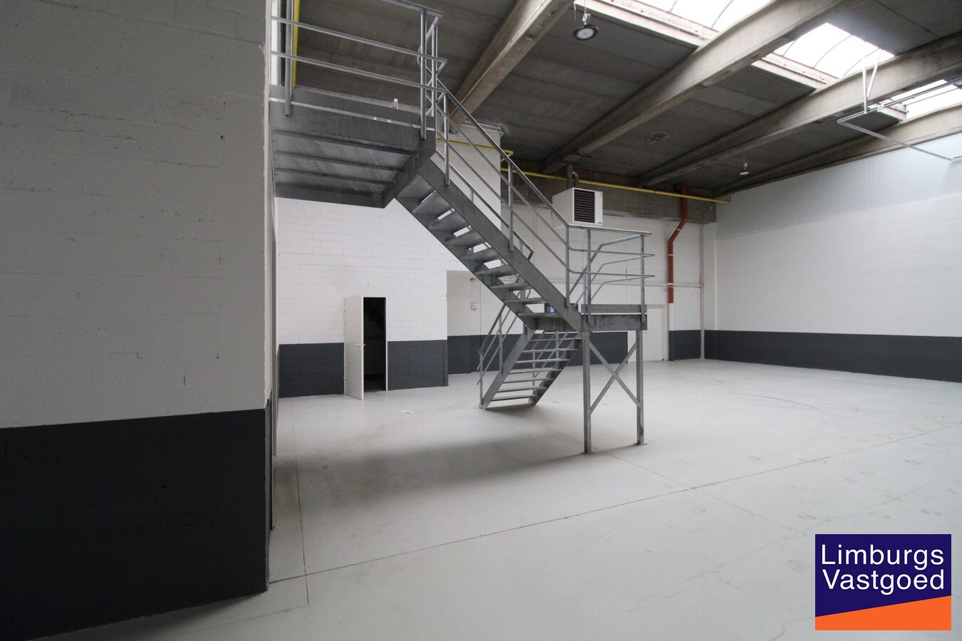 'T SAS - KMO UNIT 3 -  244,90 m² - a/d voormalige Smeets Site 