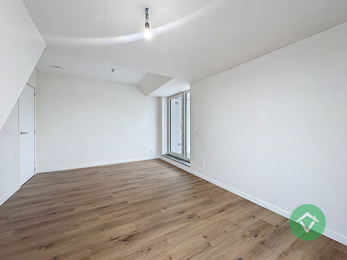 Nieuwbouwappartement met 2 slaapkamers en 2 terrassen in centrum Koekelare 